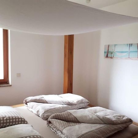 Ferienwohnung Caroline Андернах Экстерьер фото