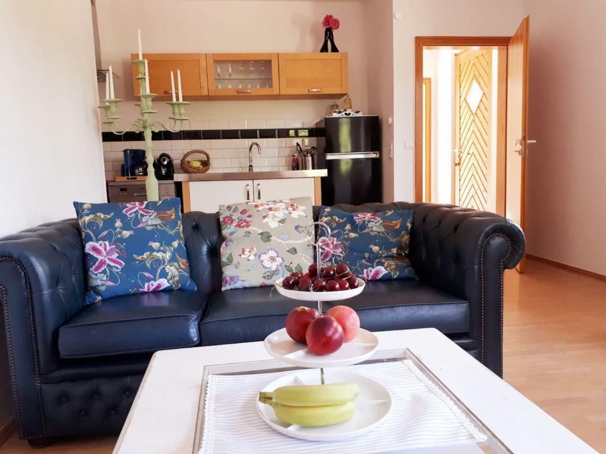 Ferienwohnung Caroline Андернах Экстерьер фото